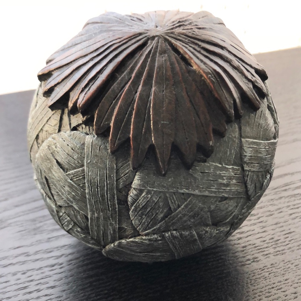 Basket Weave Orb Accent Decor